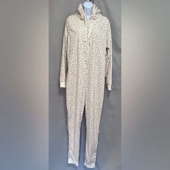 Old Navy Women's One‎ Piece Hooded Beige Leopard Print Soft Flannel Size XL Tall - Picture 1 of 12